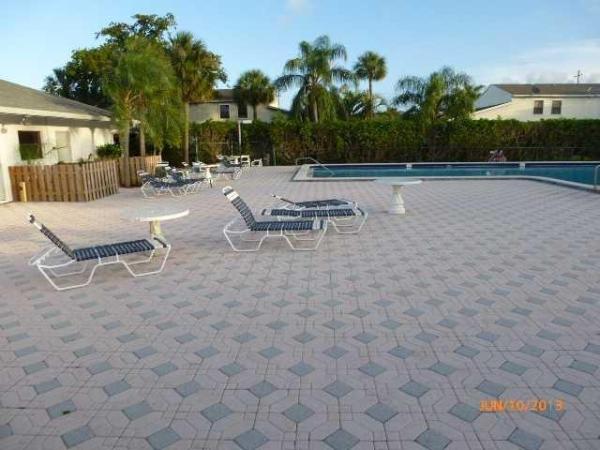 Blue Lake Townhouses, 1307 Partridge Close #67, Pompano Beach, Florida 33064, image 1