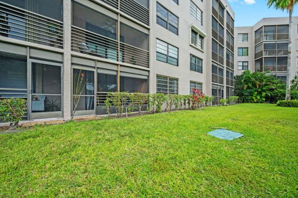Colony Point, 900 Colony Point Cir #121, Pembroke Pines, Florida 33026, image 3