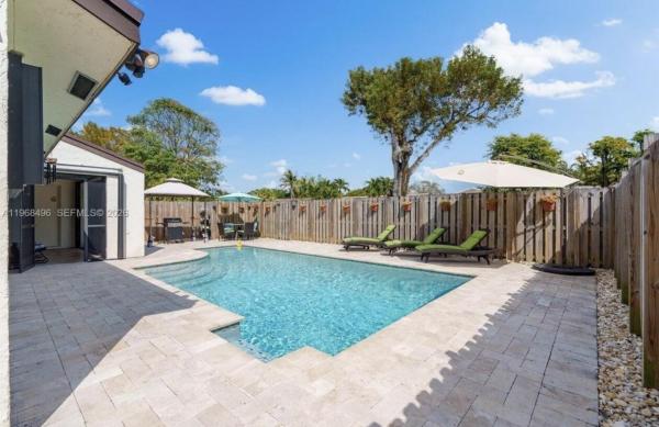 Palm-Aire Village, 2900 NW 69th Ct, Fort Lauderdale, Florida 33309, image 2