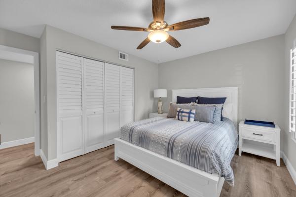 Dunbar Woods, 1105 Duncan Cir #104, Palm Beach Gardens, Florida 33418, image 3