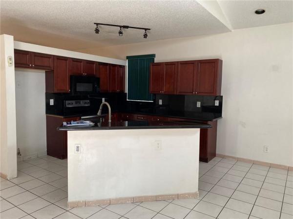 Tapestry, 19199 NW 19th St, Pembroke Pines, Florida 33029, image 1