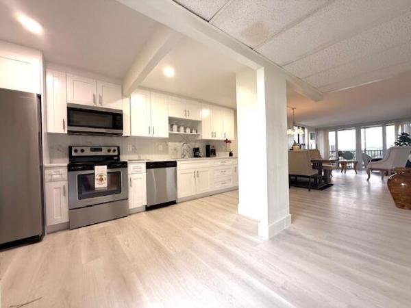 Boca Bayou, 4 Royal Palm Way #6010, Boca Raton, Florida 33432, image 3