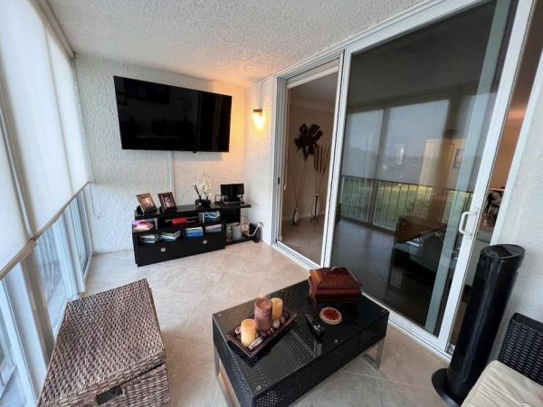 Waters Edge Towers, 4550 NW 18th Ave #506, Deerfield Beach, Florida 33064, image 3