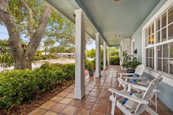 2201 N Lakeside Dr, Lake Worth, Florida 33460, image 2