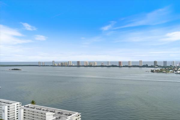 Nautilus 220, 220 Lake Shore Dr #2305, Lake Park, Florida 33403, image 2