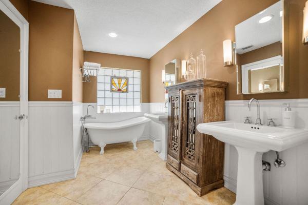 Emerald Forest Of Wellington, 1256 Lake Breeze Dr, Wellington, Florida 33414, image 1