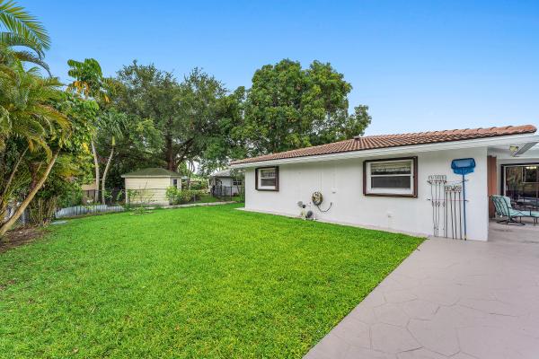 Chevy Chase, 4025 NW 105th Ave, Coral Springs, Florida 33065, image 2