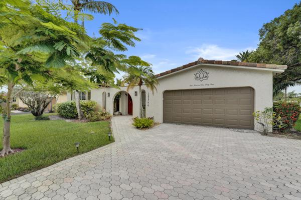Nob Hill Estates, 10544 NW 4th St, Plantation, Florida 33324, image 2