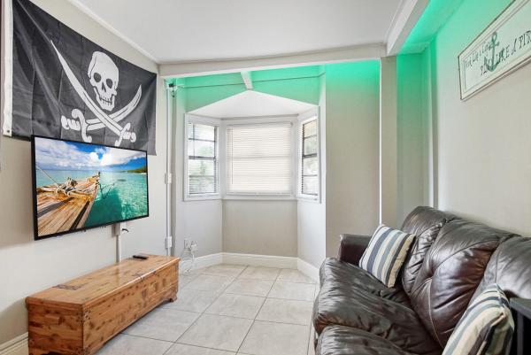 Fort Pierce Residential, 1002 Ave, Fort Pierce, Florida 34950, image 1