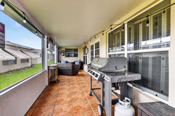 Crystal Lake Golf Villas, 1140 NW 49th St, Deerfield Beach, Florida 33064, image 1