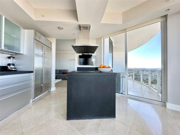 Trump Royale, 18201 Collins Ave #1901, Sunny Isles Beach, Florida 33160, image 1