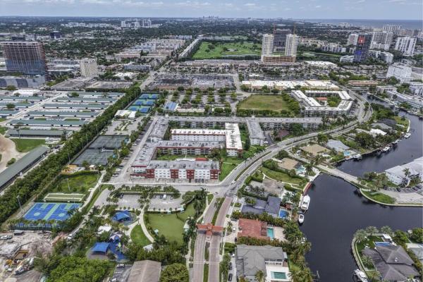 Casa Paradiso, 580 Egret Dr #121, Hallandale Beach, Florida 33009, image 3