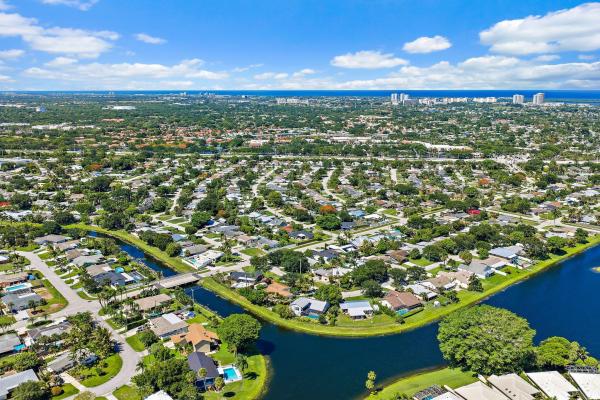 Palm Beach Gardens Estates, 678 Riverside Dr, Palm Beach Gardens, Florida 33410, image 2