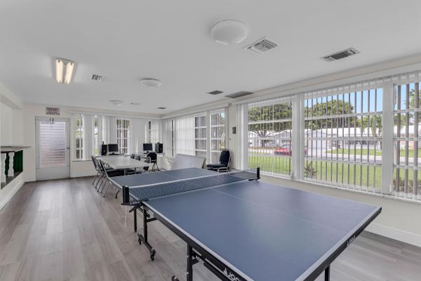 Leisureville, 3040 NW 1st Ave, Pompano Beach, Florida 33064, image 3