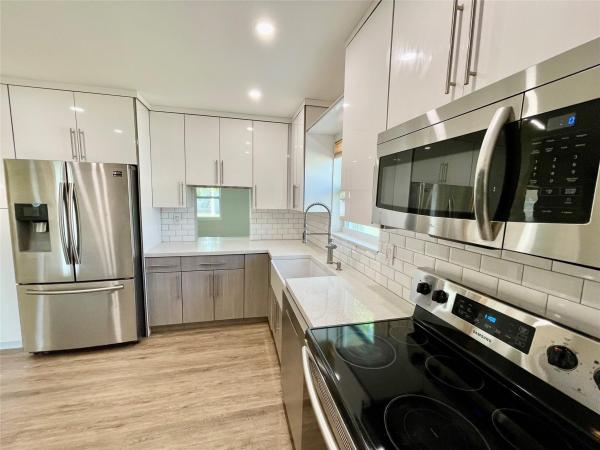 Pasadena Lakes, 2090 NW 84th Ter, Pembroke Pines, Florida 33024, image 2