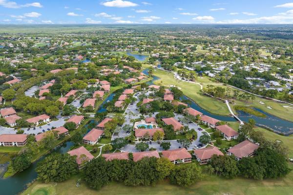 Golf Villas, 433 Brackenwood Ln N, Palm Beach Gardens, Florida 33418, image 1