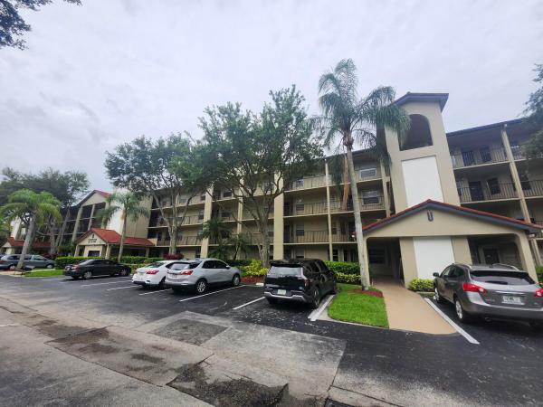 Cambridge At Century Village, 1100 SW 128th Ter #209U, Pembroke Pines, Florida 33027, image 1