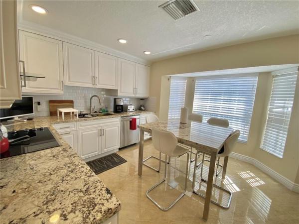 The Moorings At Sheridan, 4230 N Ocean Dr, Hollywood, Florida 33019, image 2