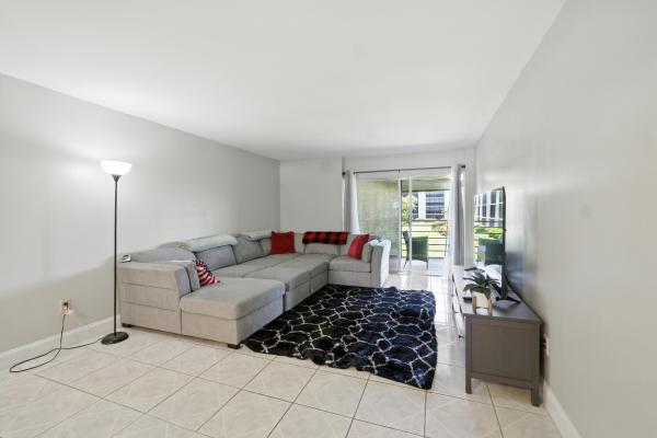 The Pines Of Boca Barwood, 23380 Carolwood Ln #202, Boca Raton, Florida 33428, image 3