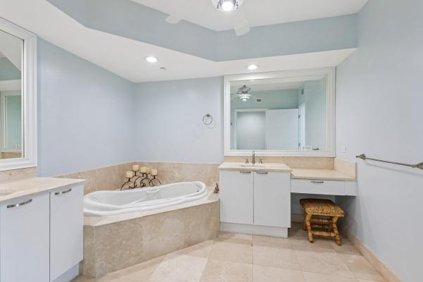Marina Grande Club & Residences, 2650 Lake Shore Dr #1202, Riviera Beach, Florida 33404, image 1