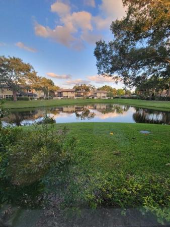 Stamford At Royal Palm Beach, 36 Danbury Ct #B, Royal Palm Beach, Florida 33411, image 2