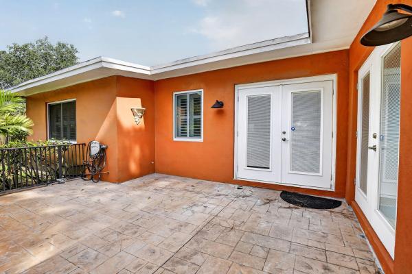 Golf View Heights, 1101 E Country Club Cir, Plantation, Florida 33317, image 2