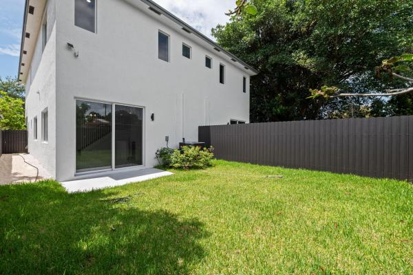 1355 NW 42nd St #1355, Miami, Florida 33142, image 1