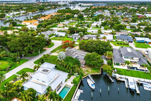 12019 N Edgewater Dr, Palm Beach Gardens, Florida 33410, image 1