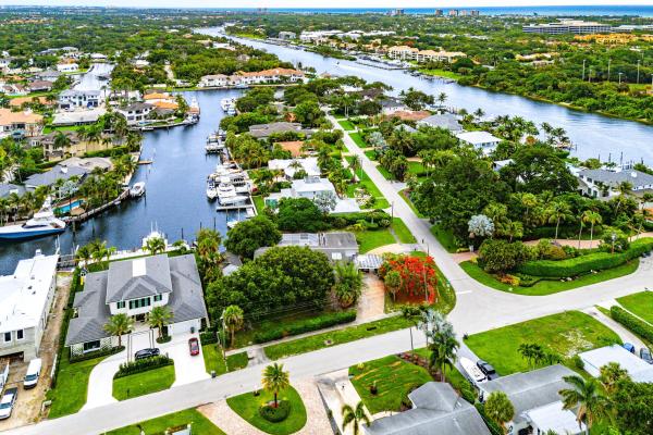12019 N Edgewater Dr, Palm Beach Gardens, Florida 33410, image 2