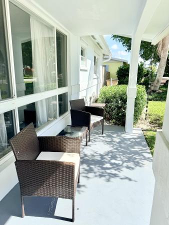 Coral Manor, 401 SE 3rd Ter, Deerfield Beach, Florida 33441, image 1