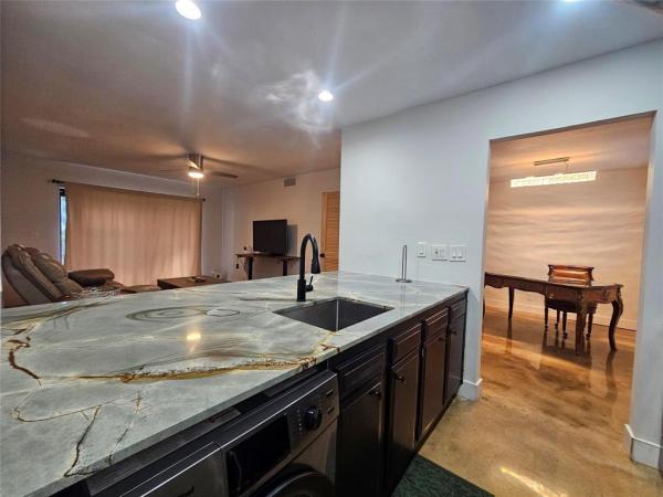 Centre Hill Courts, 825 NW 13th St #1100, Boca Raton, Florida 33486, image 1