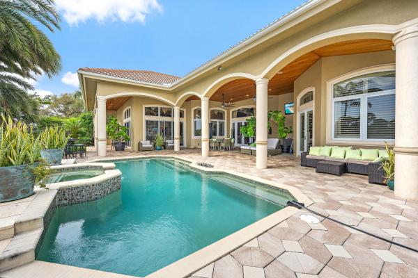 Palmwood, 14324 Paradise Point Rd, Palm Beach Gardens, Florida 33410, image 2