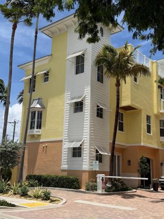 Village At Seagrape, 4332 Seagrape Dr #4, Lauderdale By The Sea, Florida 33308, image 1