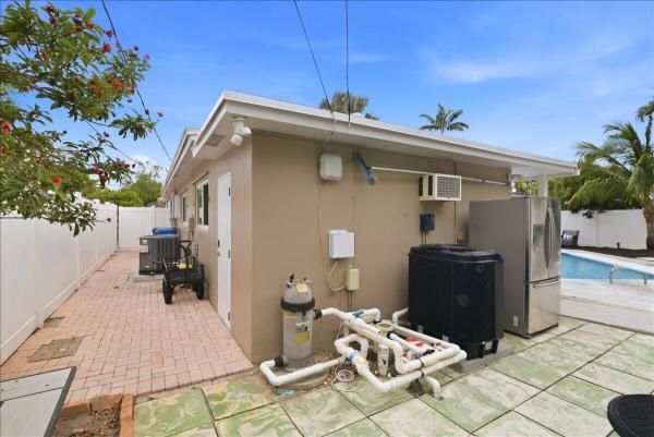 Royal Palm Isles, 1730 NW 39th St, Oakland Park, Florida 33309, image 2