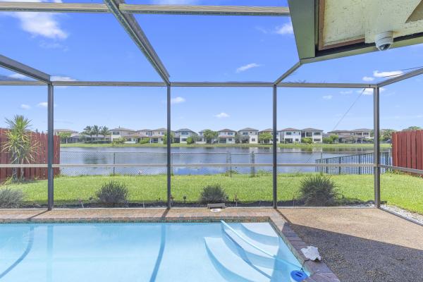 Pasadena Pool Homes At Pembroke Lakes South, 400 SW 113th Ter, Pembroke Pines, Florida 33025, image 2