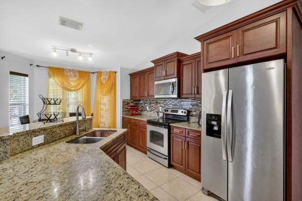 Northport Village, 372 NW Hogan St, Port St. Lucie, Florida 34983, image 2