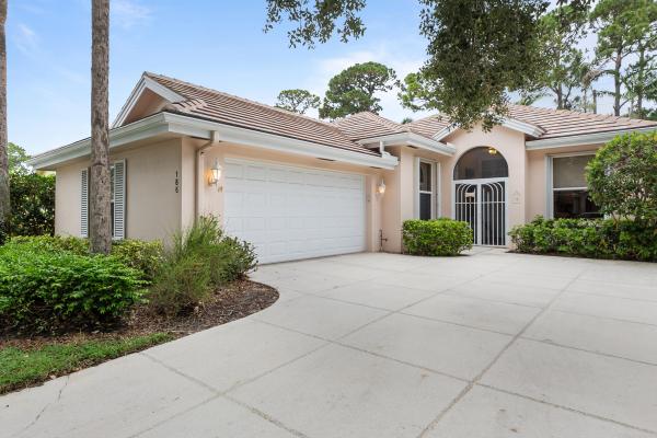 The Hamptons At Maplewood, 186 S Hampton Dr, Jupiter, Florida 33458, image 3