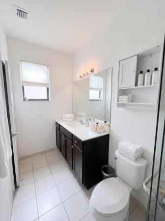 Bonterra, 9326 W 33rd Ln, Hialeah, Florida 33018, image 3
