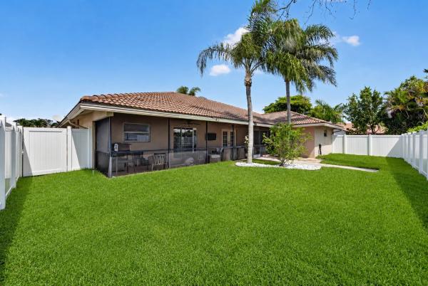 Royal Springs South, 7816 Sunflower Dr, Margate, Florida 33063, image 2