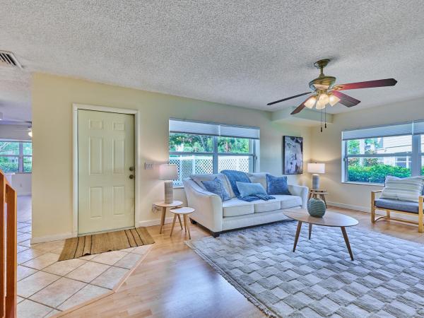 Wellesley At Boynton Beach, 4604 Roxbury Ct, Boynton Beach, Florida 33436, image 2