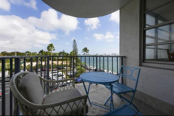 Majorca Towers, 11930 N Bayshore Dr #302, North Miami, Florida 33181, image 1