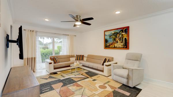 Boca Lakes, 8638 Bella Vista Dr, Boca Raton, Florida 33433, image 1