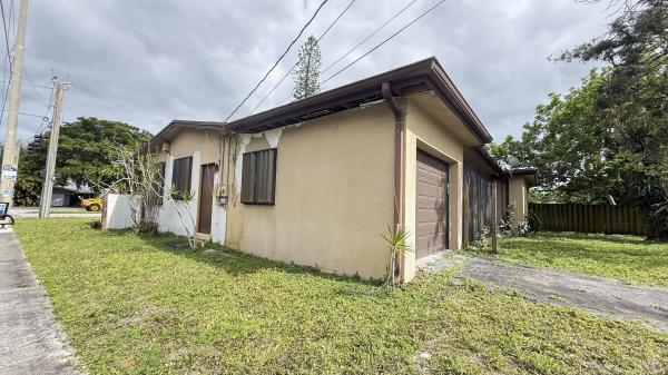 Hollywood Hills, 818 N 46th Ave, Hollywood, Florida 33021, image 1