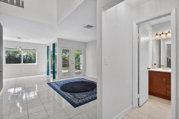 Quatraine At Jacaranda, 9812 NW 2nd Ct, Plantation, Florida 33323, image 3
