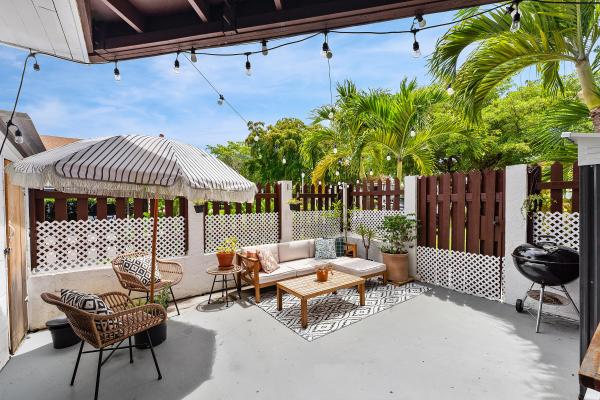 Lena Lane East, 2298 Lena Ln, West Palm Beach, Florida 33415, image 2