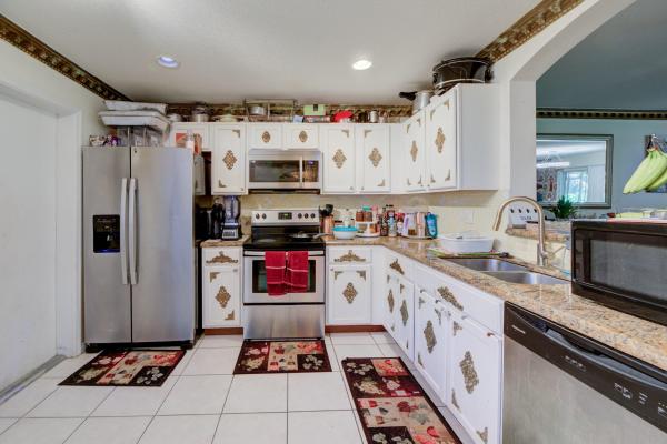 Turtle Cay, 7118 Hawks Nest Ter, Riviera Beach, Florida 33407, image 1