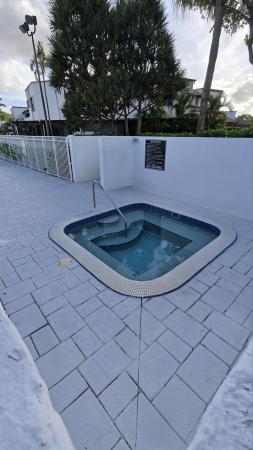 Deer Pointe, 385 NW 36th Ave, Deerfield Beach, Florida 33442, image 2