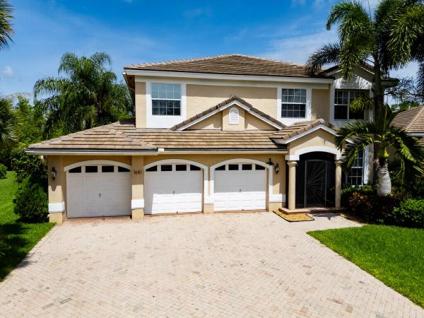 Lakefield North, 1681 Lakefield North Ct, Wellington, Florida 33414, image 3