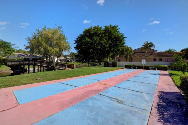The Villas Of Waterberry, 10953 Lake Front Pl, Boca Raton, Florida 33498, image 2