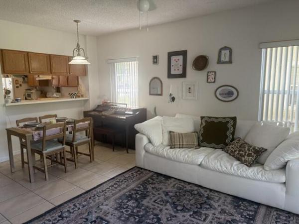 Palmbrooke Townhomes, 5122 Palmbrooke Cir, West Palm Beach, Florida 33417, image 2
